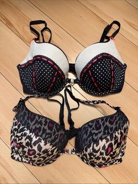 La SENZA “Beyond Cleavage” Gel Push Up Bra Bundle